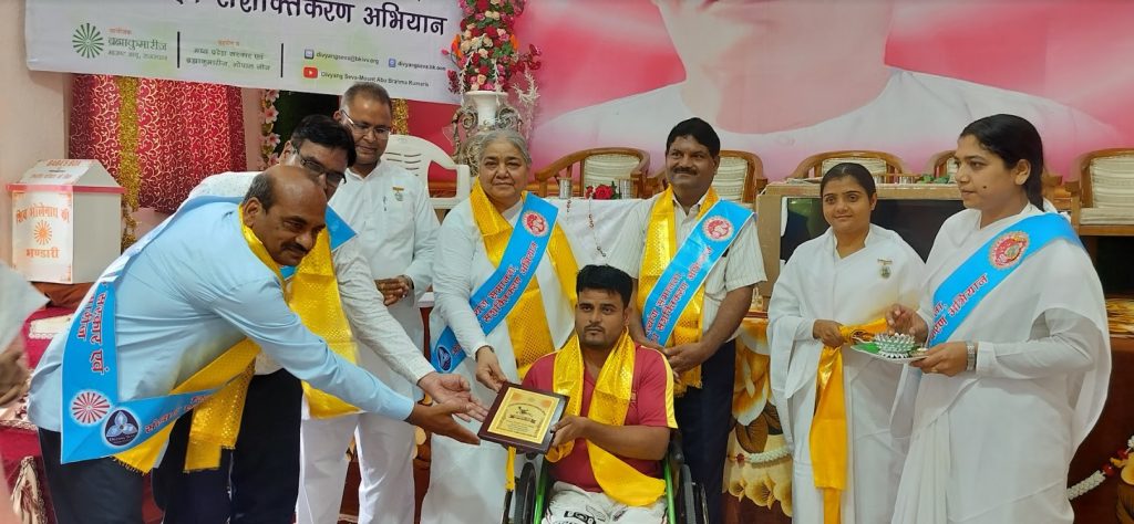 दिव्यांगों को सहानुभूति नहीं अवसरों की आवश्यकता है I