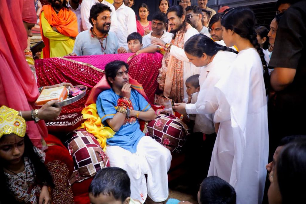 Brahma Kumari Rama Didi Invites Pandit Dhirendra Shastri to Global Summit